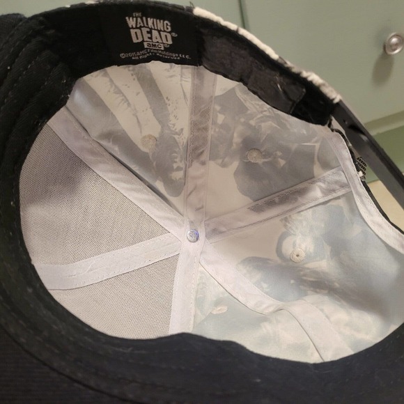 The Walking Dead TWD 2015 AMC All Over Print AOP Snapback Hat Cap OSFM VERY RARE - Picture 15 of 16